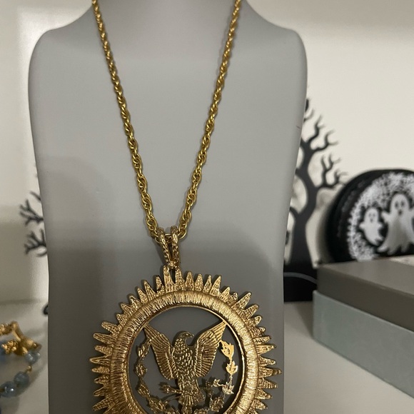 Gold Pendant Necklace size20 - Picture 3 of 4